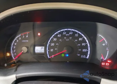 2014 Toyota Sienna Le V6 8 Passenger z USA, uszkodzony, nr VIN 5TDKK3DC6ES521804